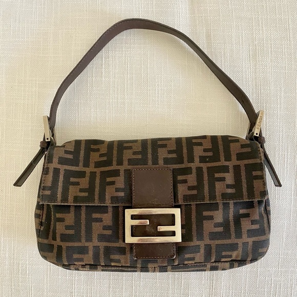 Vintage Shoulder Bags